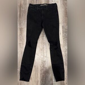 Women's Black "destroyed"" Mid Rise Skinny Jeans Size 4/27 Long (32 inseam)